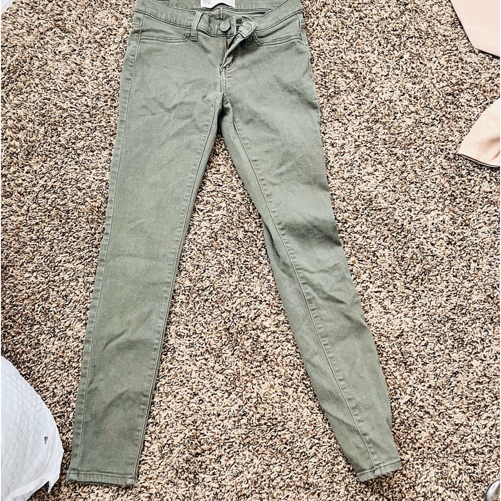 Skinny jeans